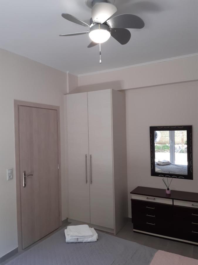 Stylish Apartment Атина Екстериор снимка